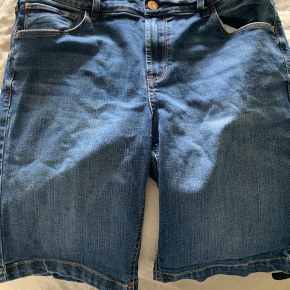 Kenzie Jean shorts - Picture 1 of 3